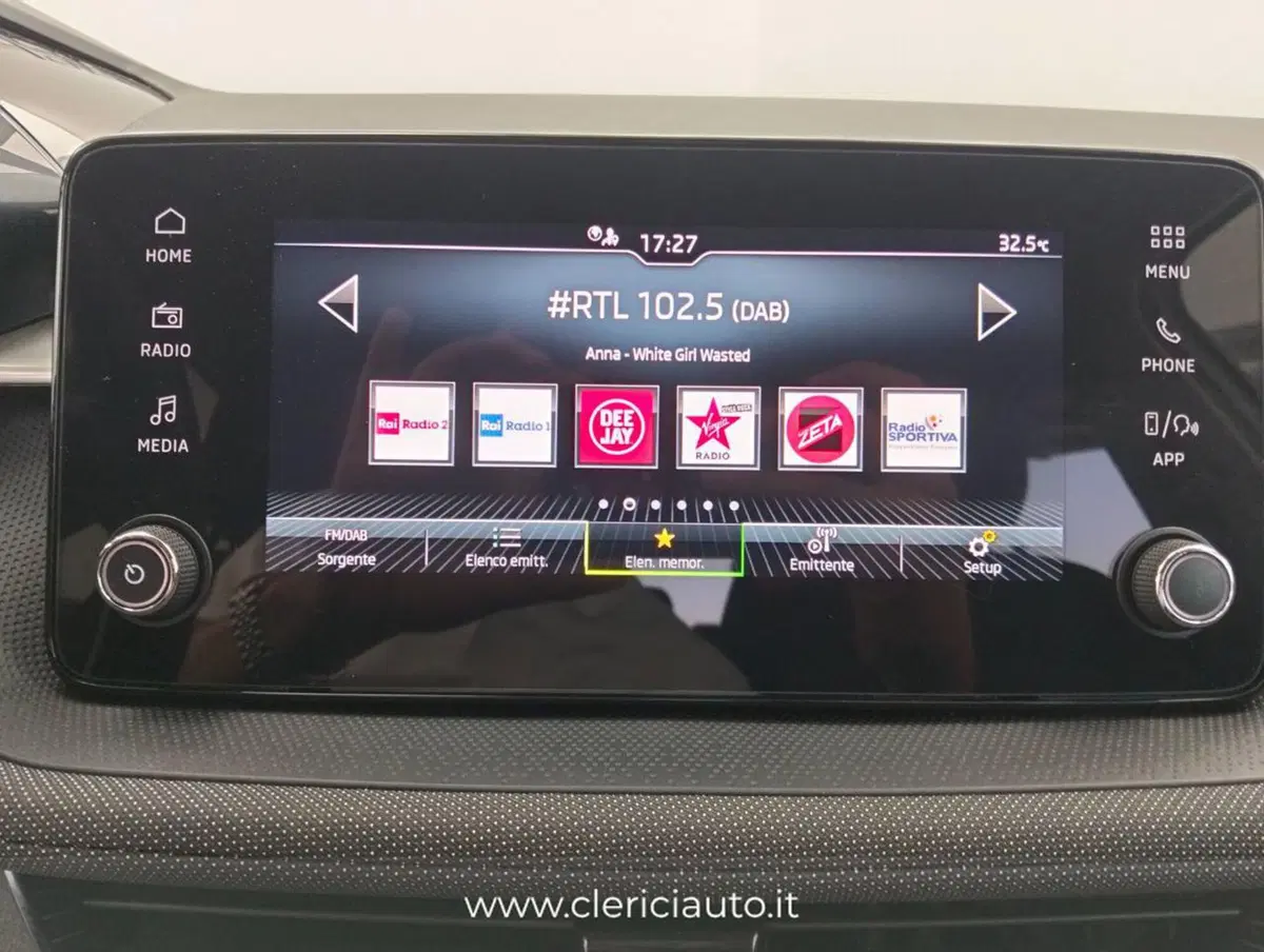Skoda Fabia usata a Como (14)