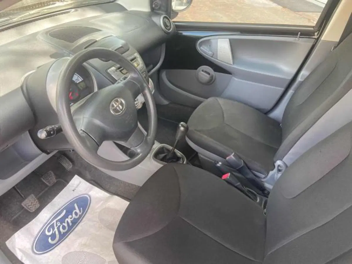 Toyota Aygo usata a Bologna (7)