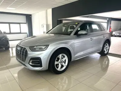 Audi Q5 35 TDI S tronic Business Advanced del 2024 usata a Ferrara