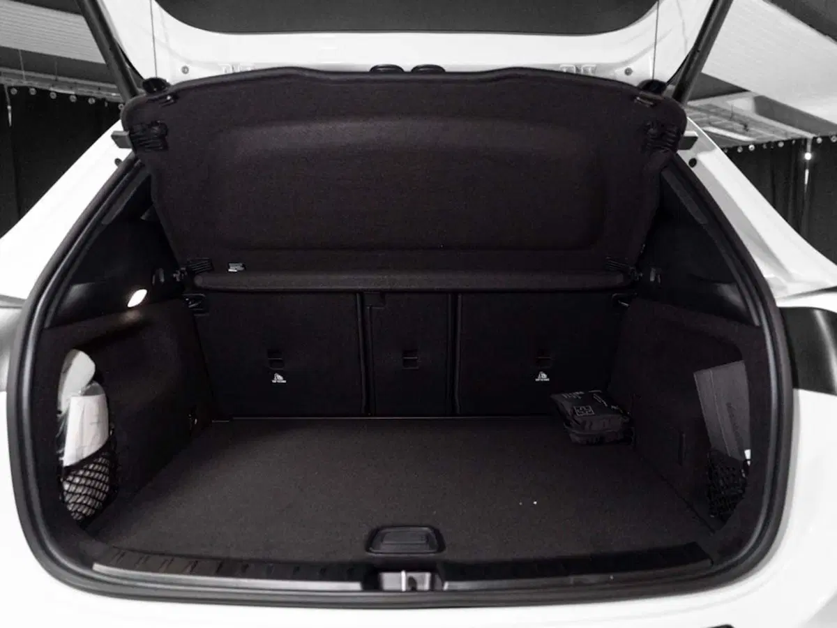 Mercedes-Benz GLA SUV nuova a Ancona (11)