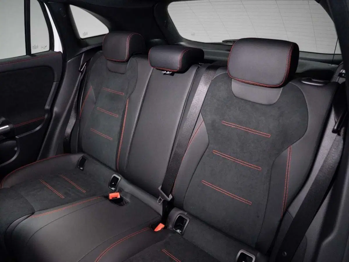 Mercedes-Benz GLA SUV nuova a Ancona (15)