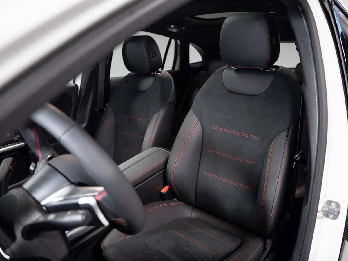 Mercedes-Benz GLA SUV nuova a Ancona (16)