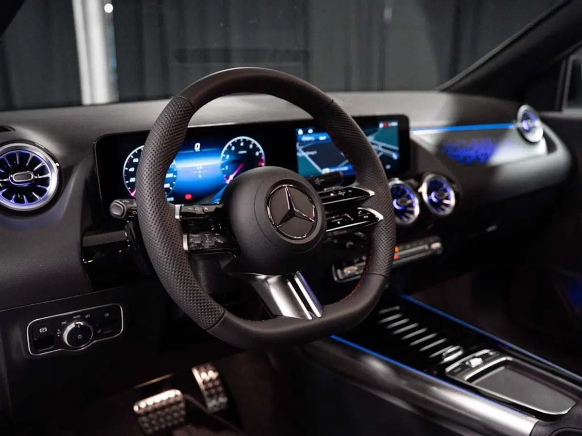 Mercedes-Benz GLA SUV nuova a Ancona (17)
