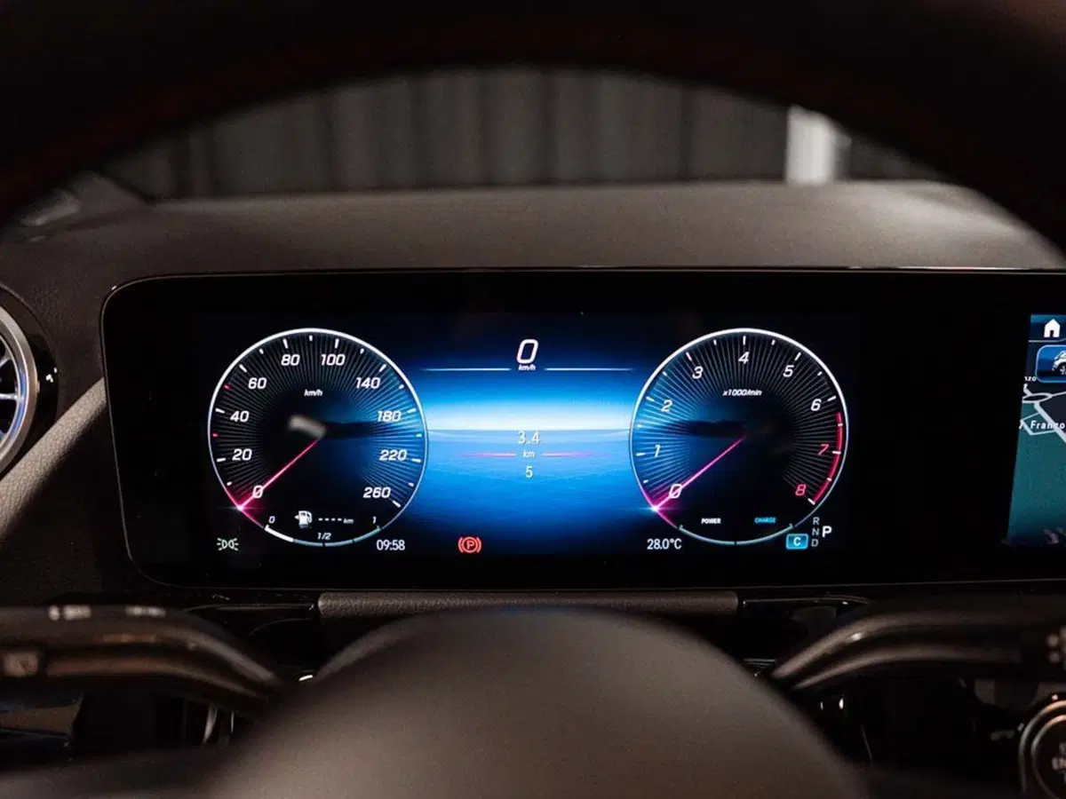 Mercedes-Benz GLA SUV nuova a Ancona (19)