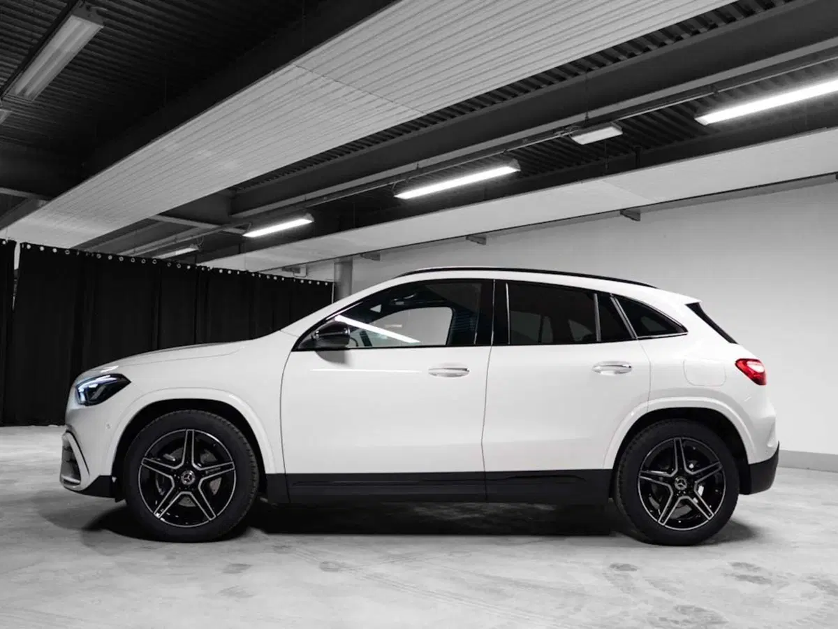Mercedes-Benz GLA SUV nuova a Ancona (2)