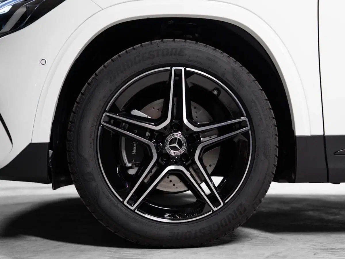 Mercedes-Benz GLA SUV nuova a Ancona (8)
