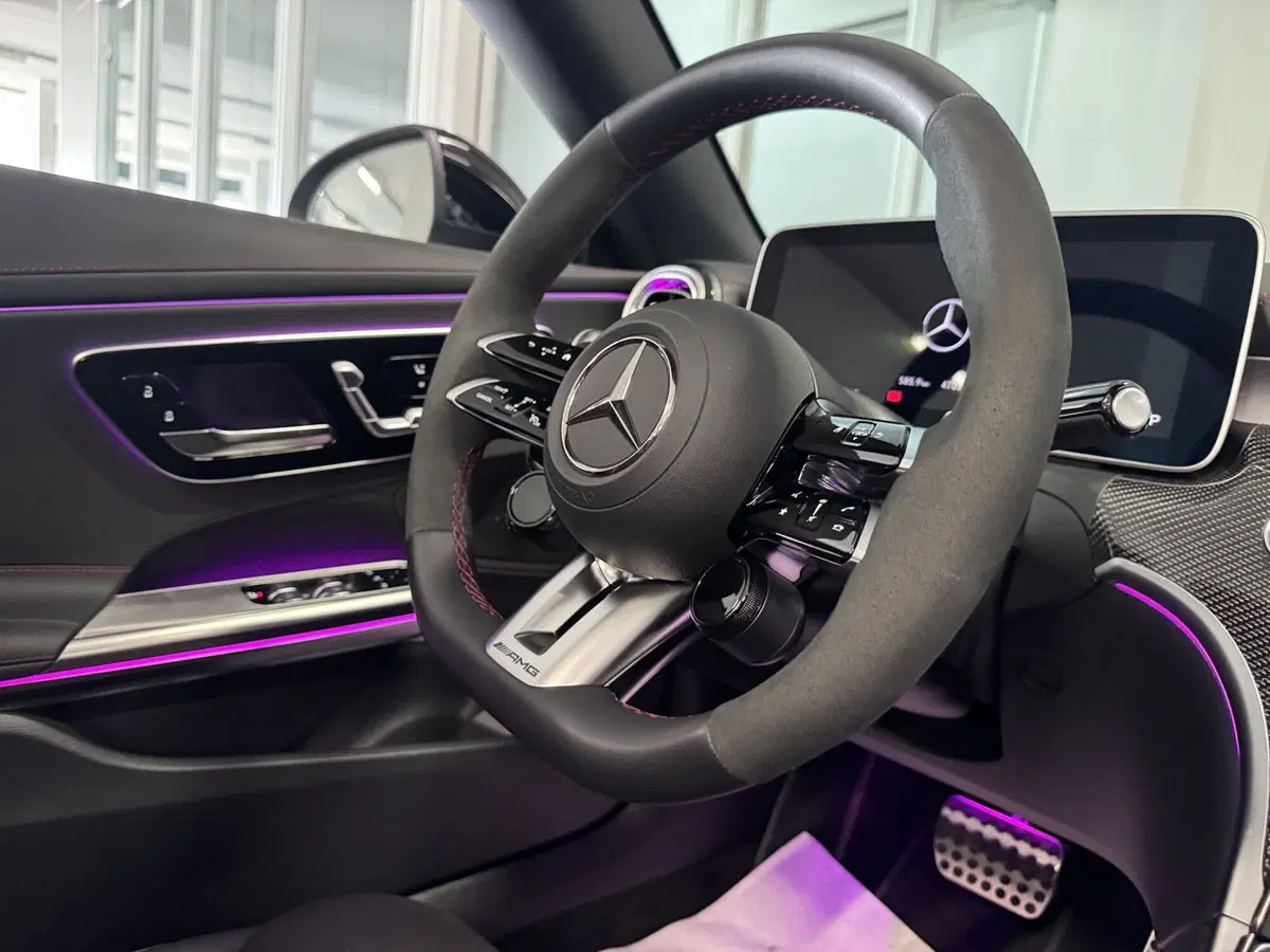 Mercedes-Benz CLE Cabrio usata a Messina (15)