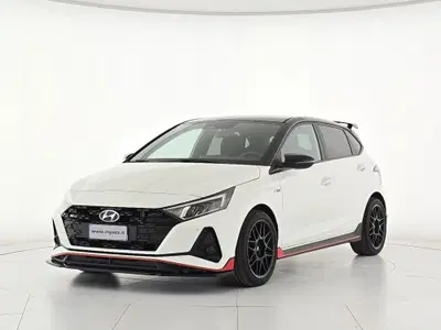 Hyundai i20 1.0 t-gdi 48V Connectline Navi Pack imt del 2024 usata a Alessandria