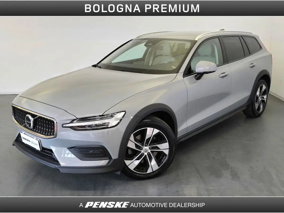 Volvo V60 Cross Country usata a Bologna
