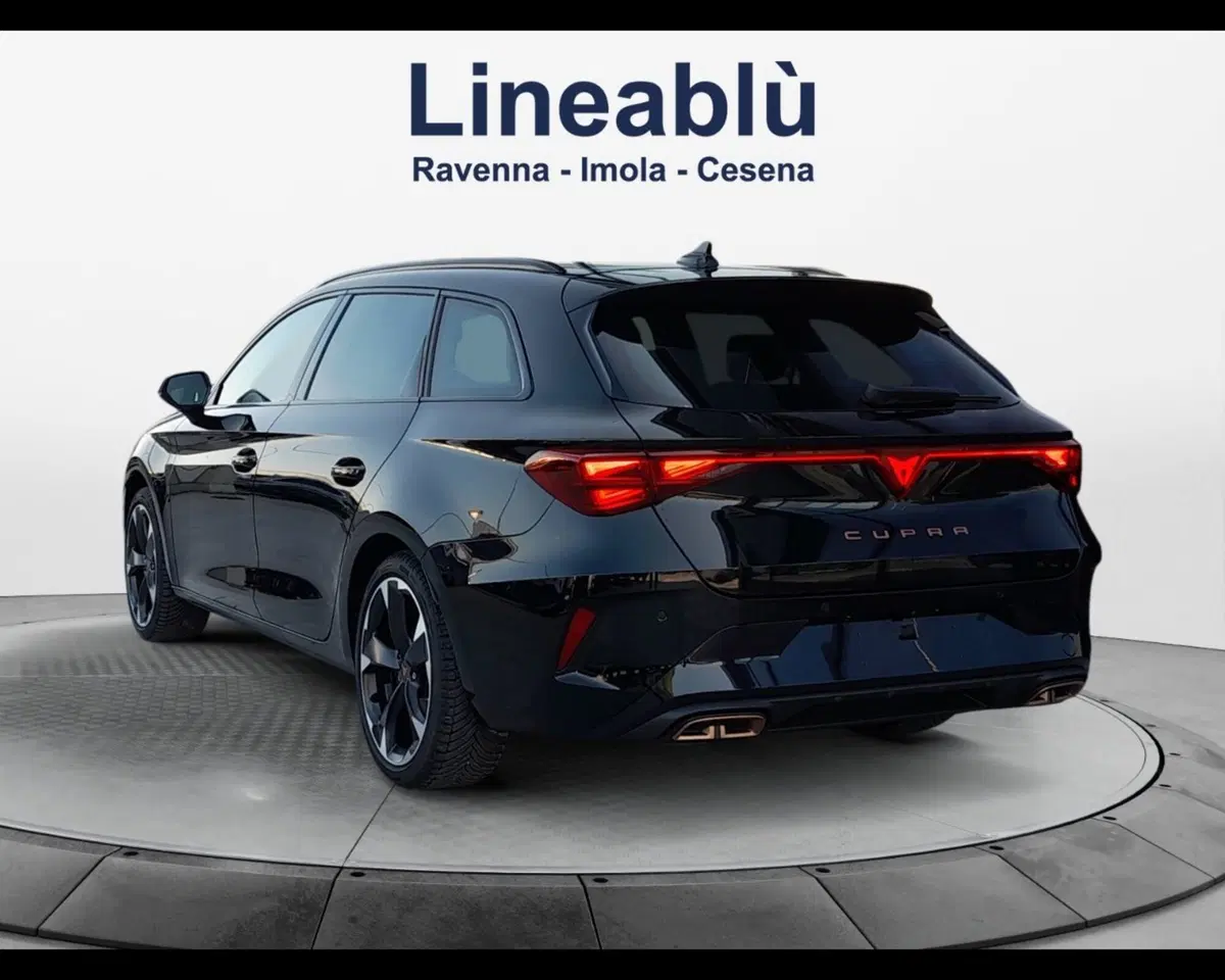 Cupra Leon Station Wagon nuova a Ravenna (3)