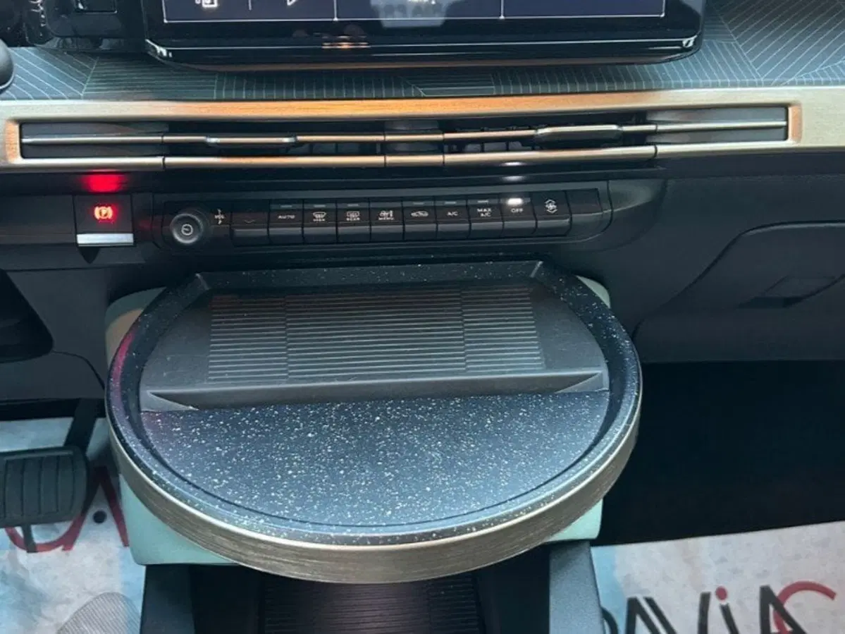 Lancia Ypsilon usata a Salerno (17)