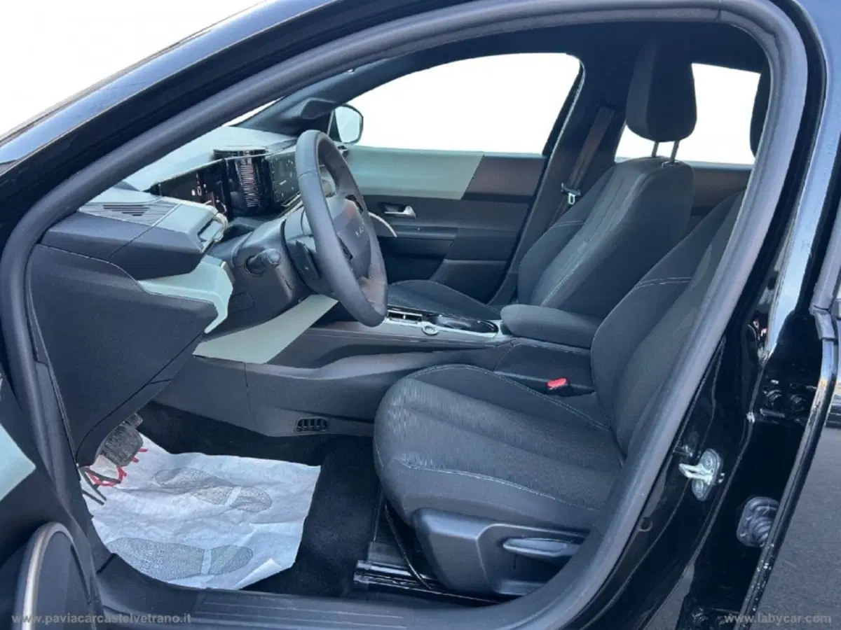 Lancia Ypsilon usata a Salerno (6)