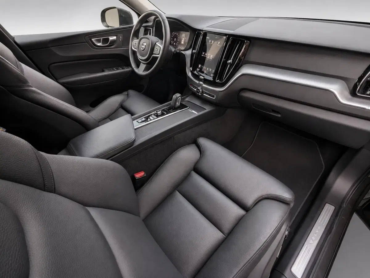 Volvo XC60 usata a Pescara (10)