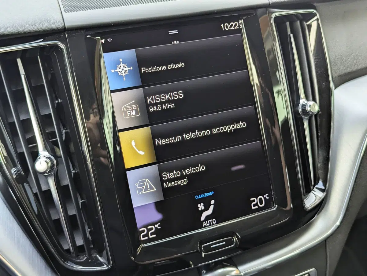 Volvo XC60 usata a Pescara (17)