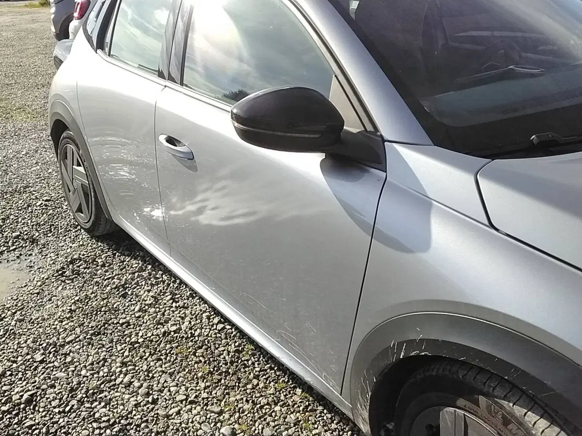 Lancia Ypsilon usata a Salerno (17)