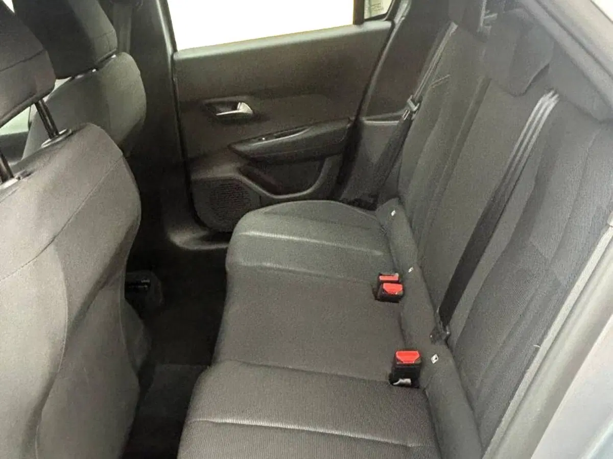 Lancia Ypsilon usata a Salerno (7)