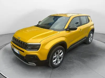 Jeep Avenger 1.2 turbo Altitude fwd 100cv del 2024 usata a Fisciano