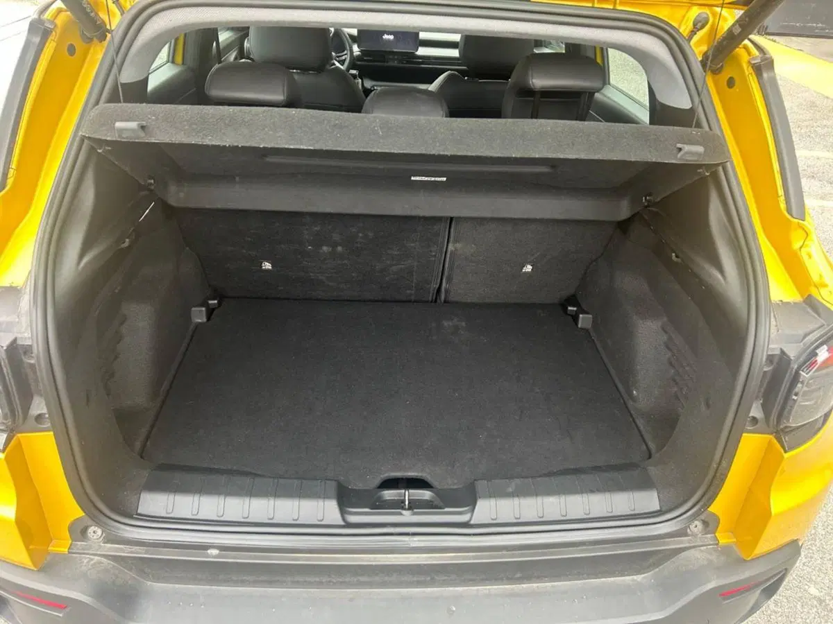 Jeep Avenger usata a Salerno (13)