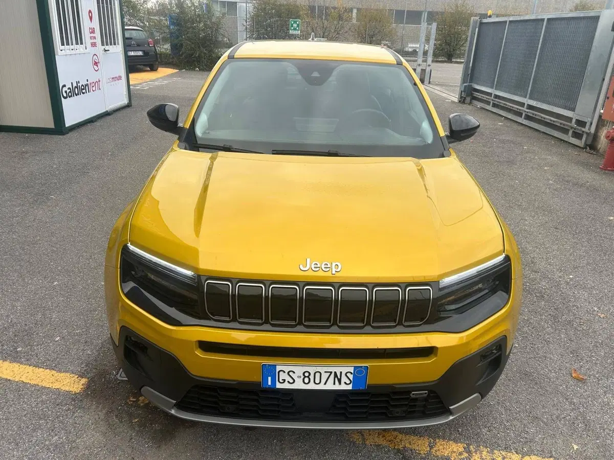 Jeep Avenger usata a Salerno (9)