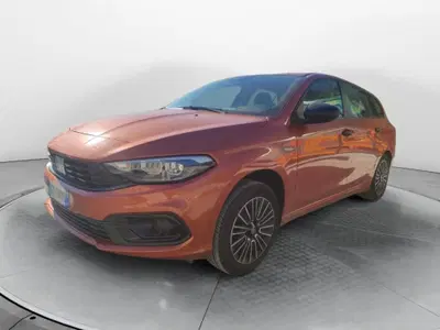 Fiat Tipo Station Wagon Tipo SW 1.0 t3 Cross 100cv del 2023 usata a Fisciano