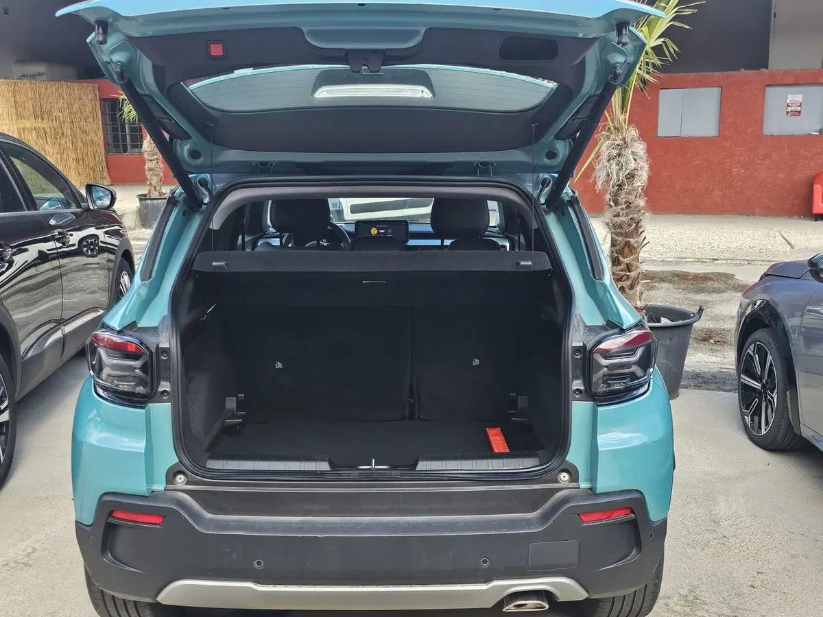 Jeep Avenger usata a Salerno (12)