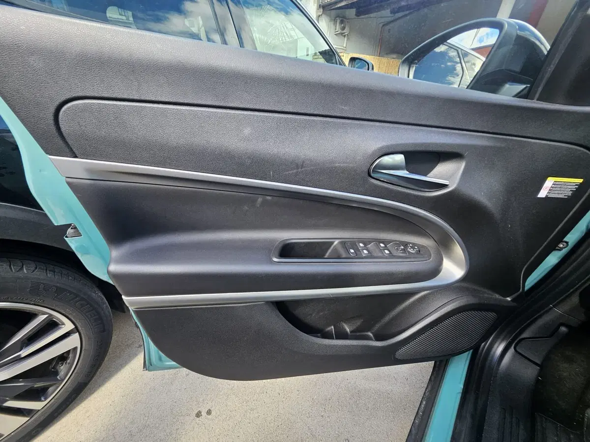 Jeep Avenger usata a Salerno (15)