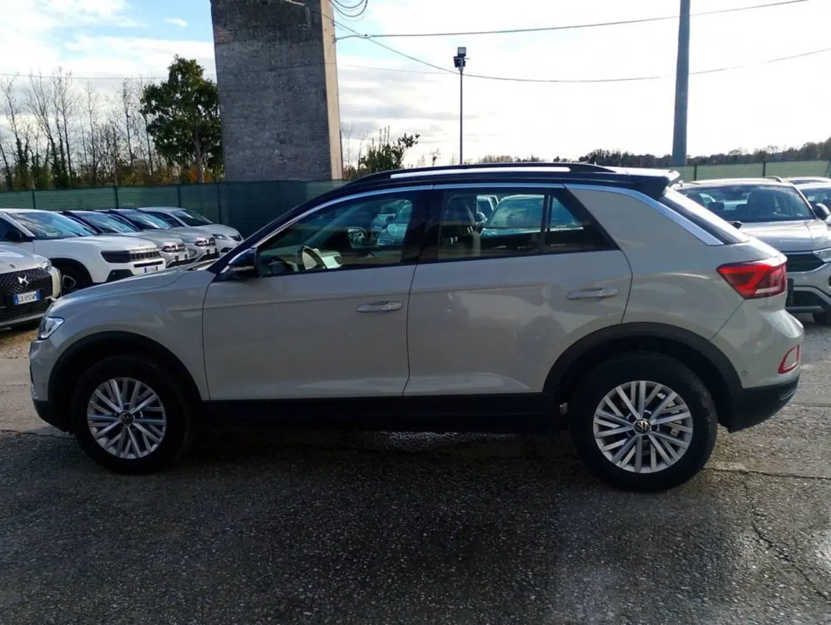Volkswagen T-Roc usata a Salerno (11)