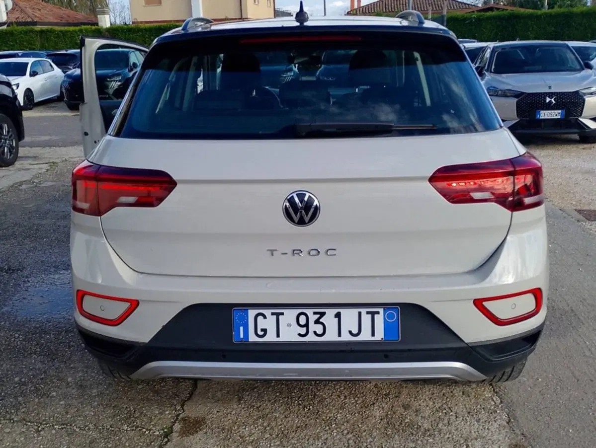 Volkswagen T-Roc usata a Salerno (12)