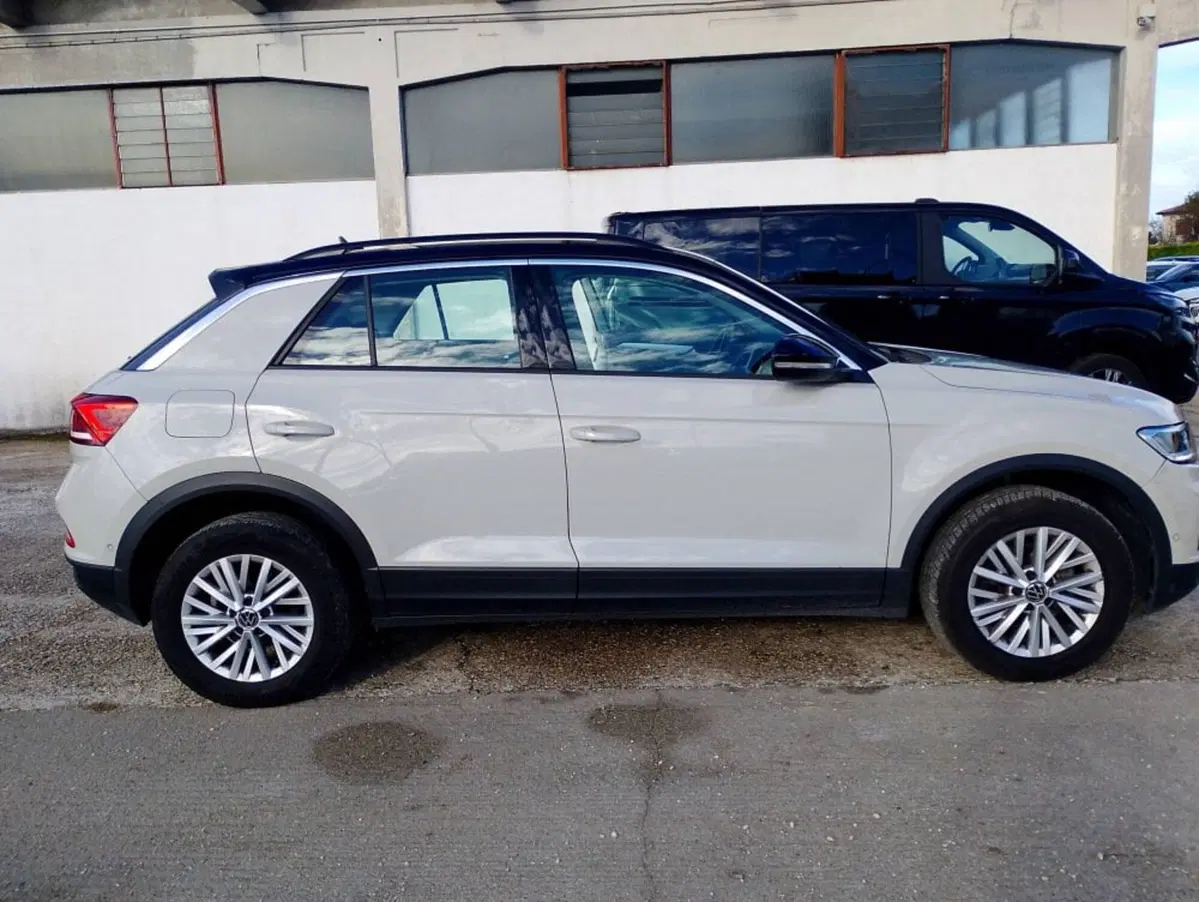 Volkswagen T-Roc usata a Salerno (14)