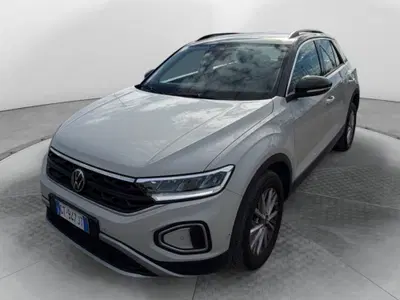 Volkswagen T-Roc 1.0 TSI Life del 2024 usata a Fisciano