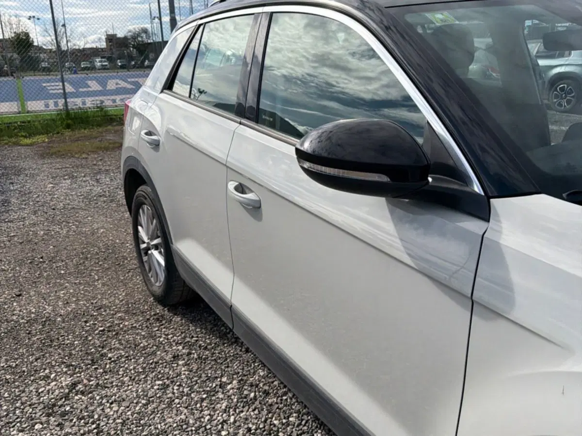 Volkswagen T-Roc usata a Salerno (17)