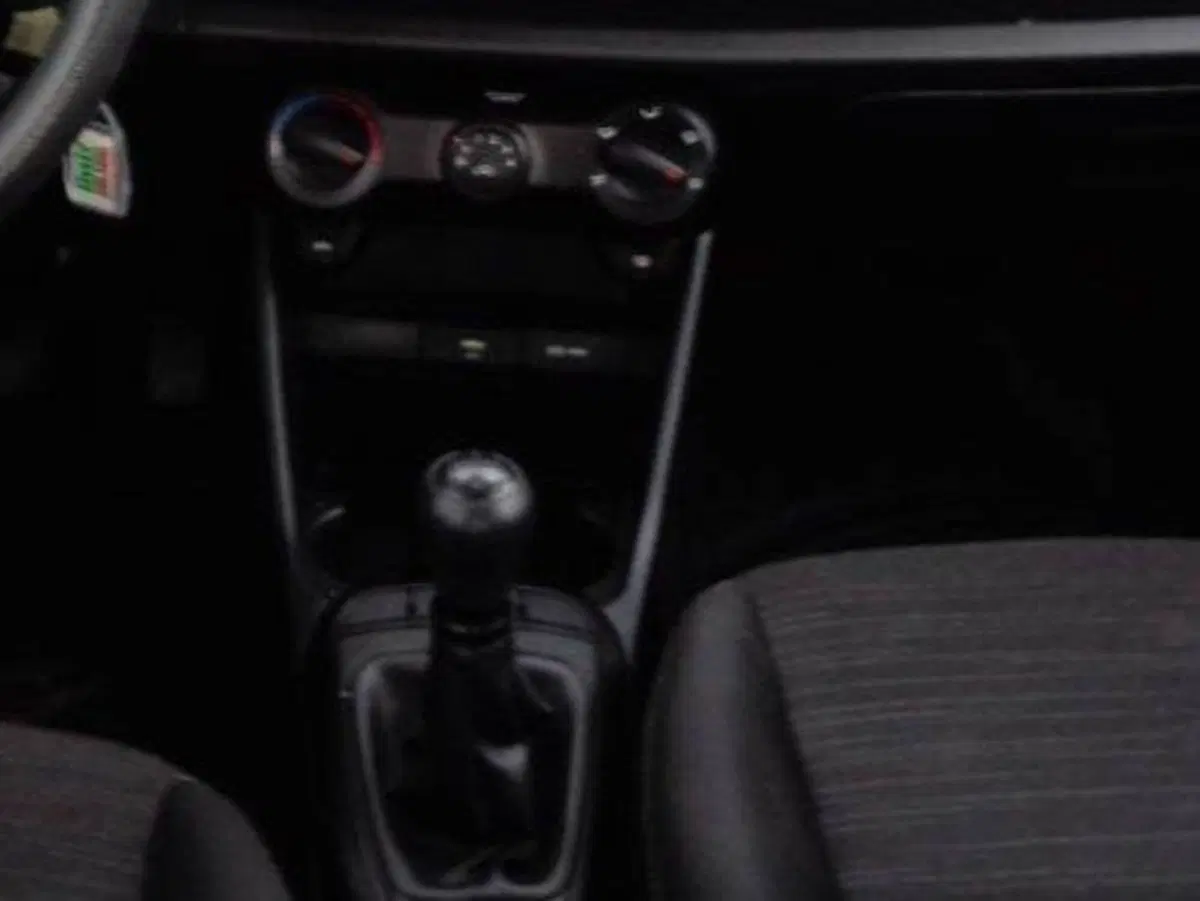 Kia Picanto usata a Salerno (19)