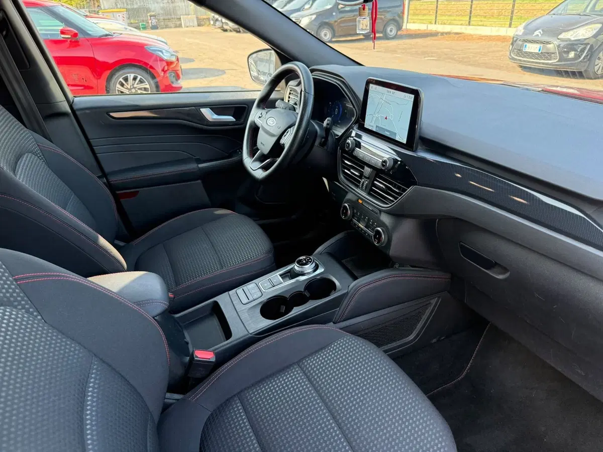 Ford Kuga usata a Rimini (13)