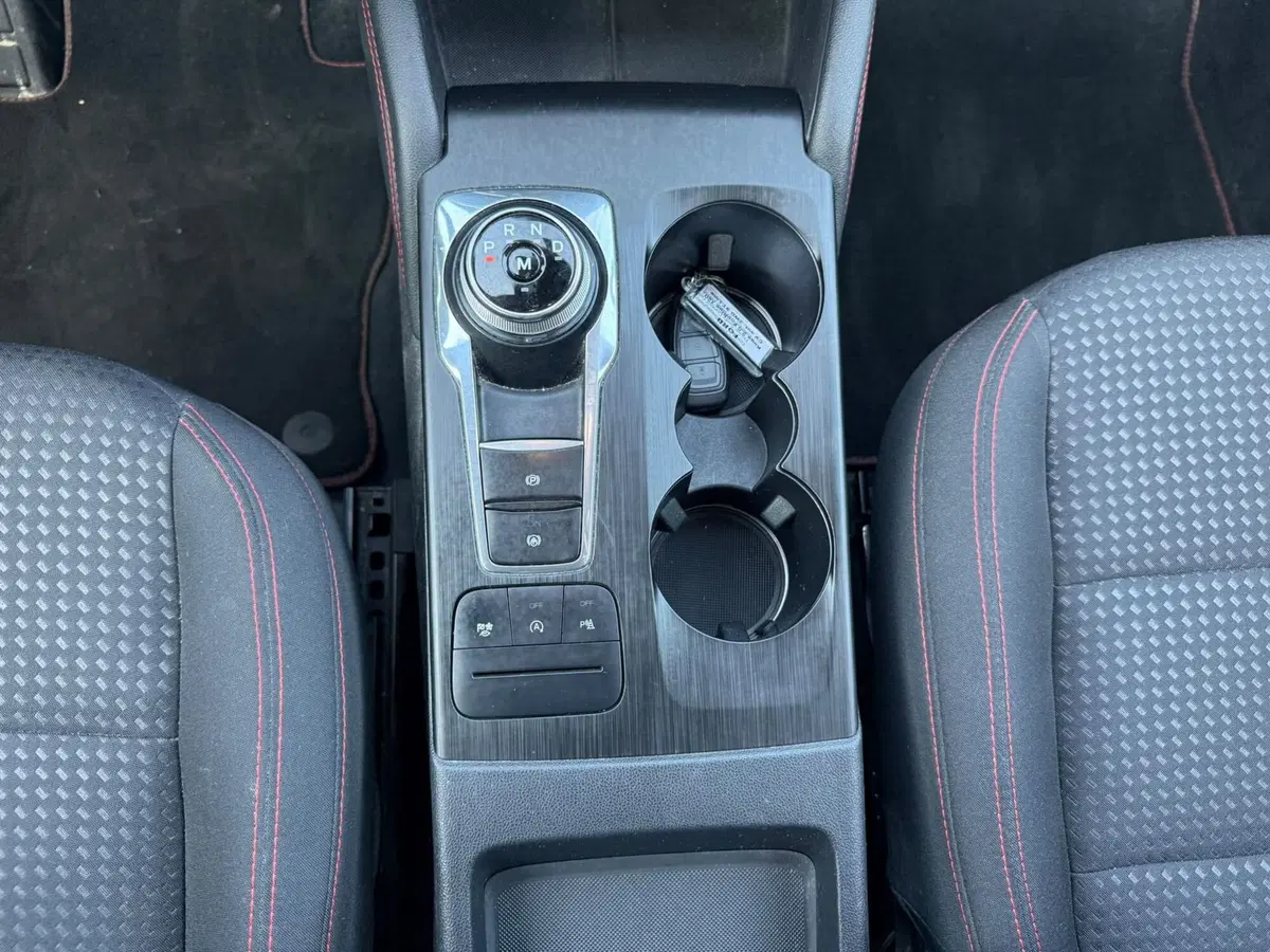 Ford Kuga usata a Rimini (14)