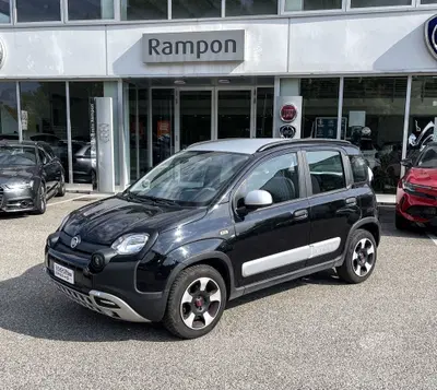 Fiat Panda 1.0 FireFly S&amp;S Hybrid City Cross del 2022 usata a San Dona' Di Piave
