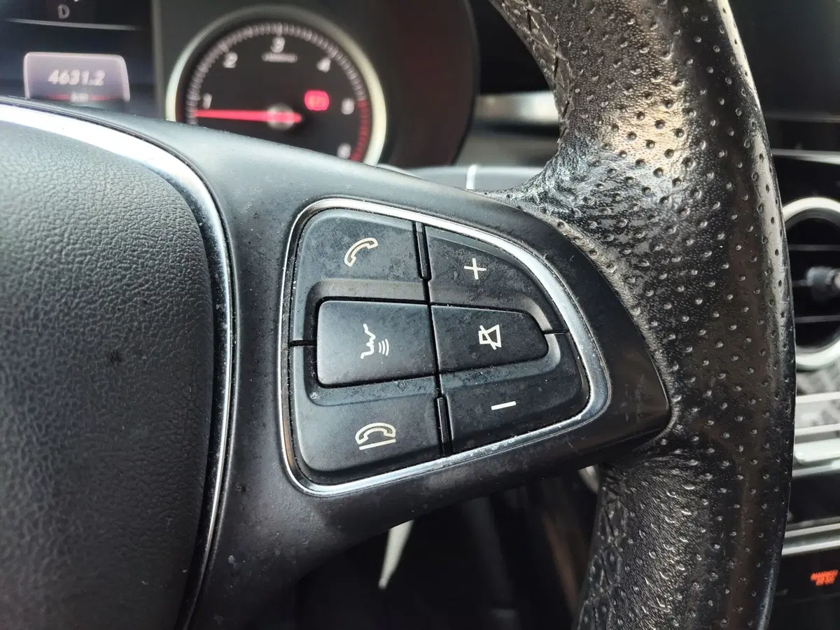 Mercedes-Benz GLC SUV usata a Modena (17)