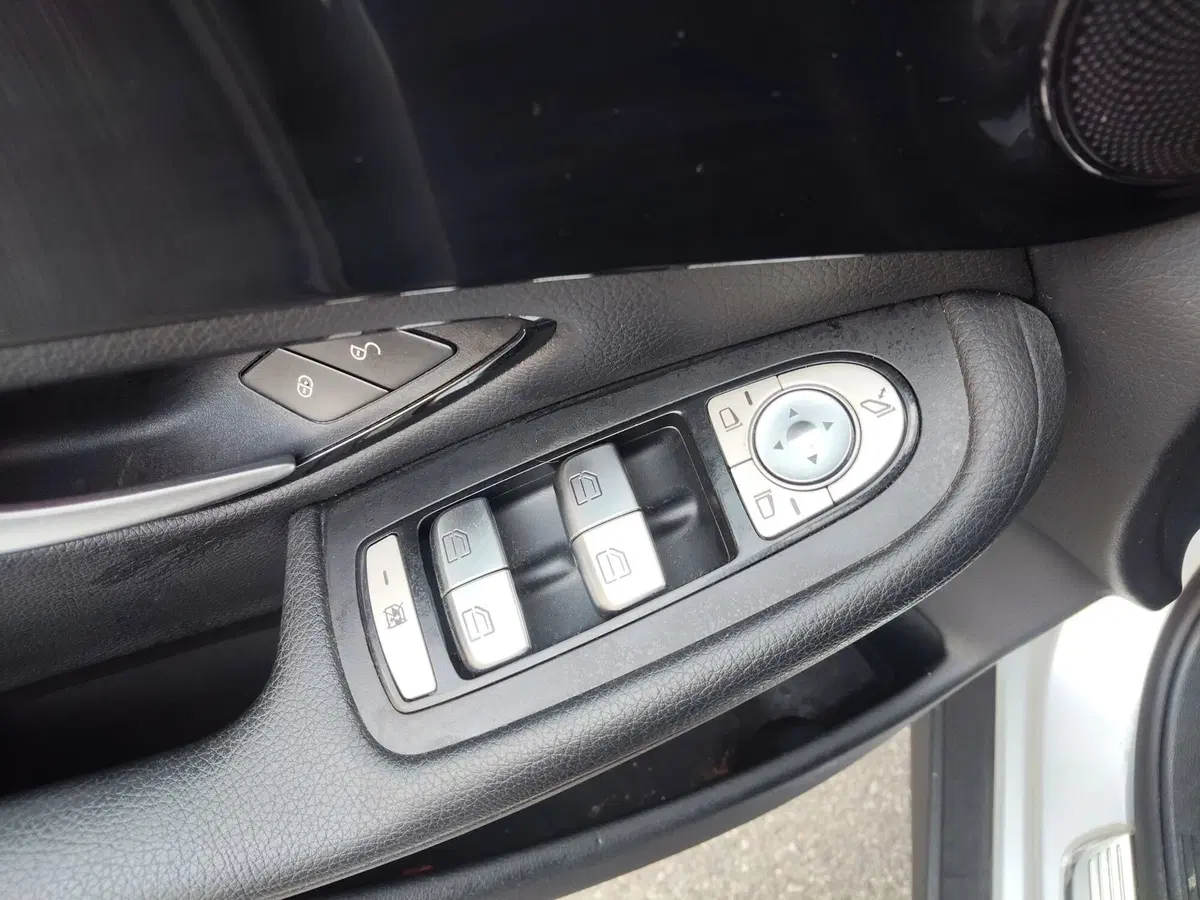 Mercedes-Benz GLC SUV usata a Modena (18)