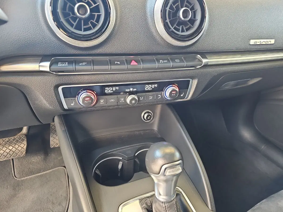 Audi A3 Sportback usata a Lecco (14)