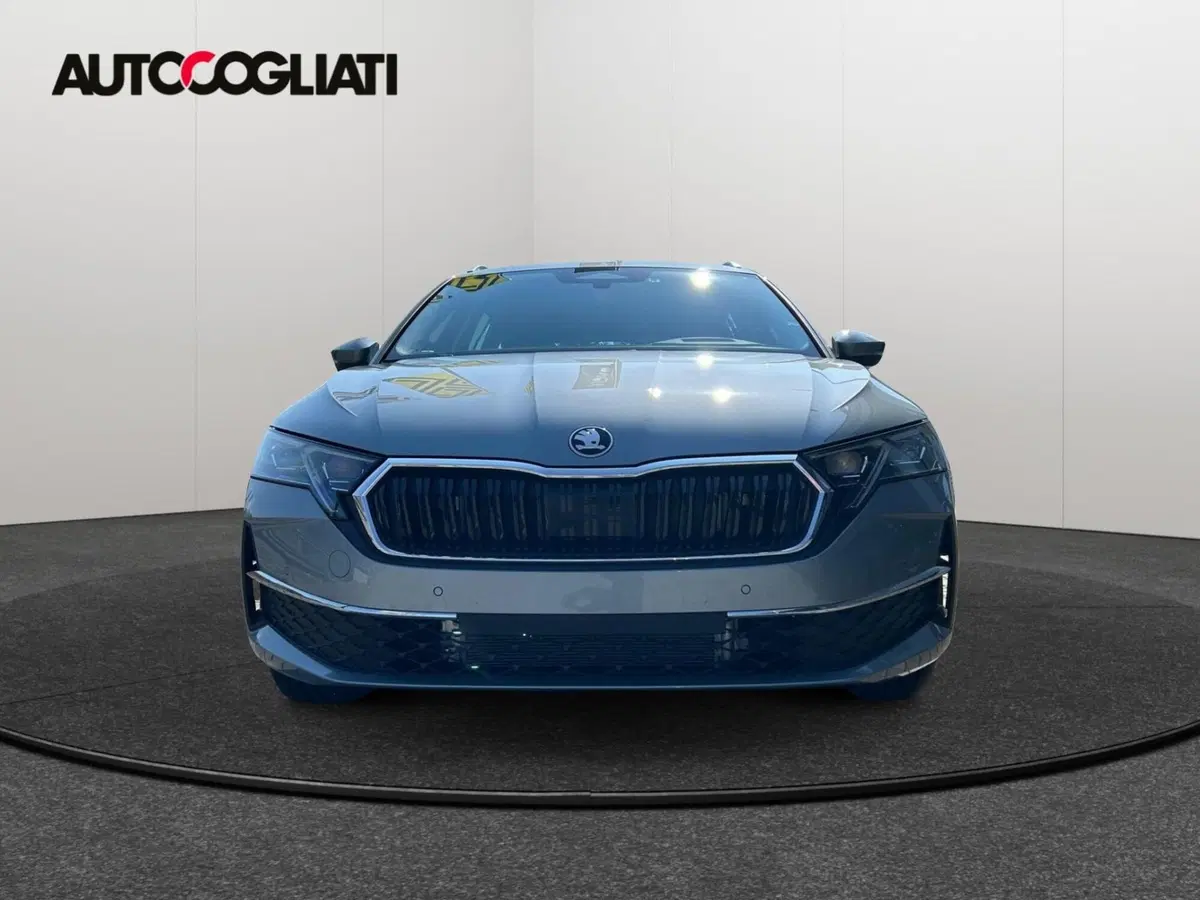 Skoda Octavia Station Wagon nuova a Lecco (2)