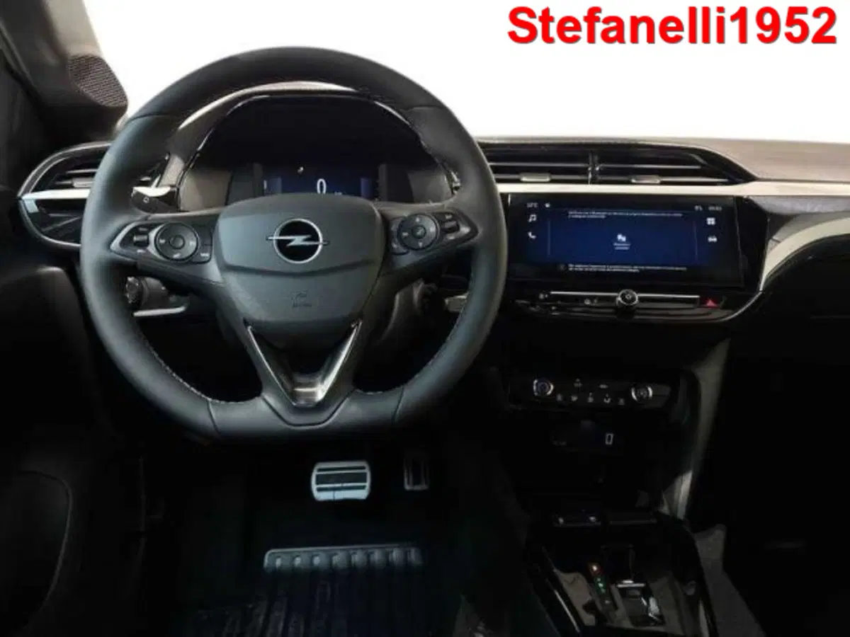 Opel Corsa nuova a Bologna (14)