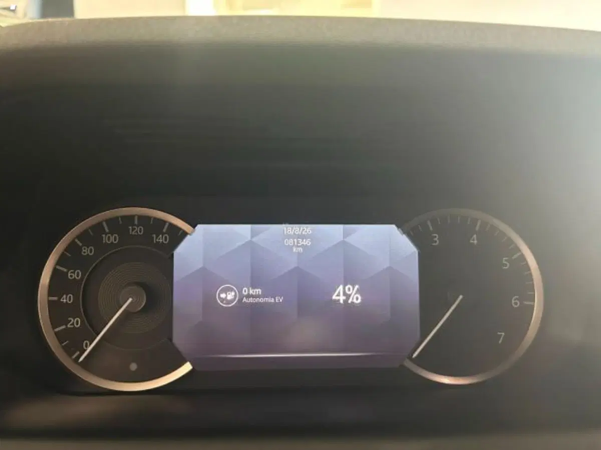 Land Rover Discovery Sport usata a Lucca (11)