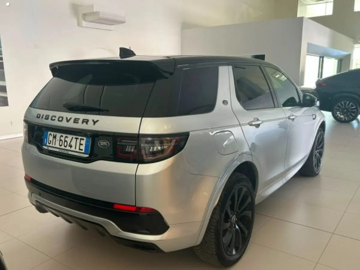 Land Rover Discovery Sport usata a Lucca (5)