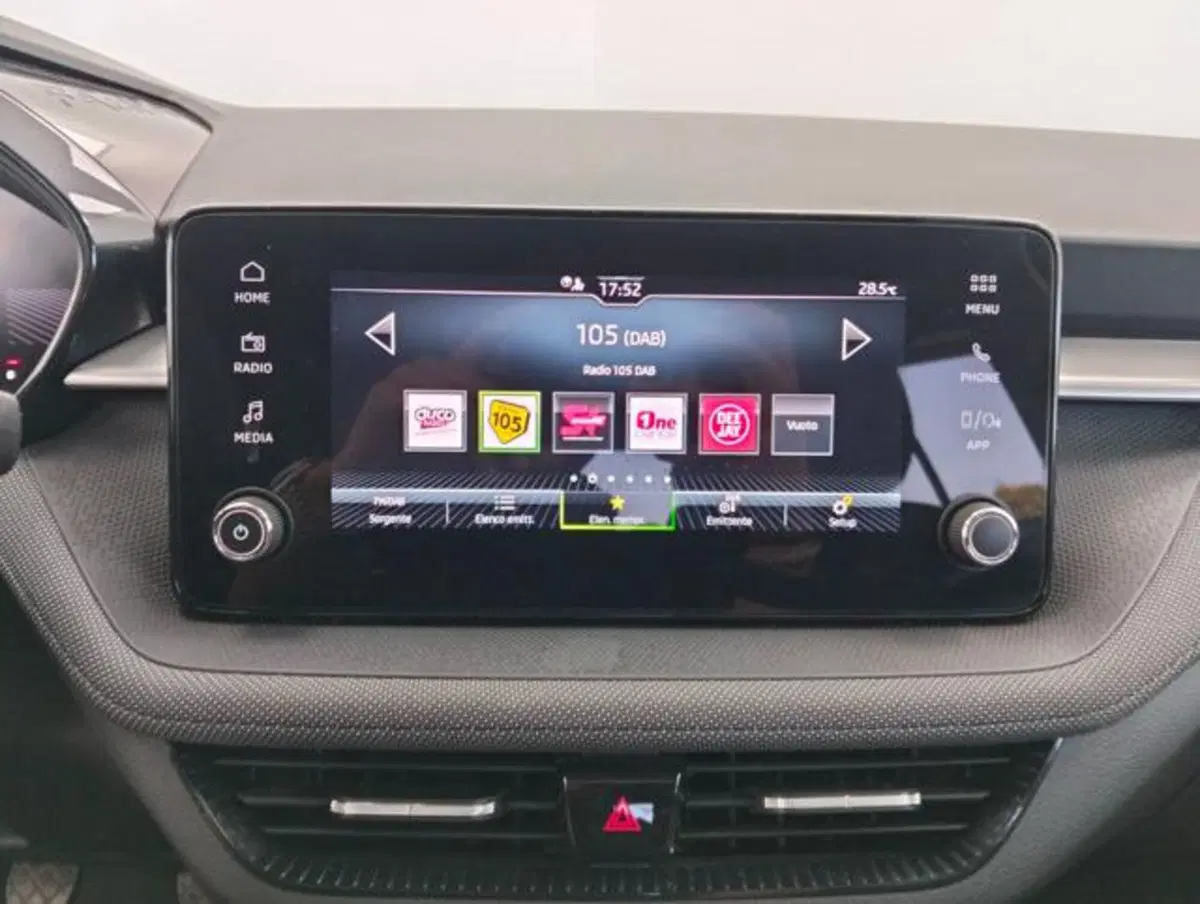 Skoda Fabia usata a Como (11)