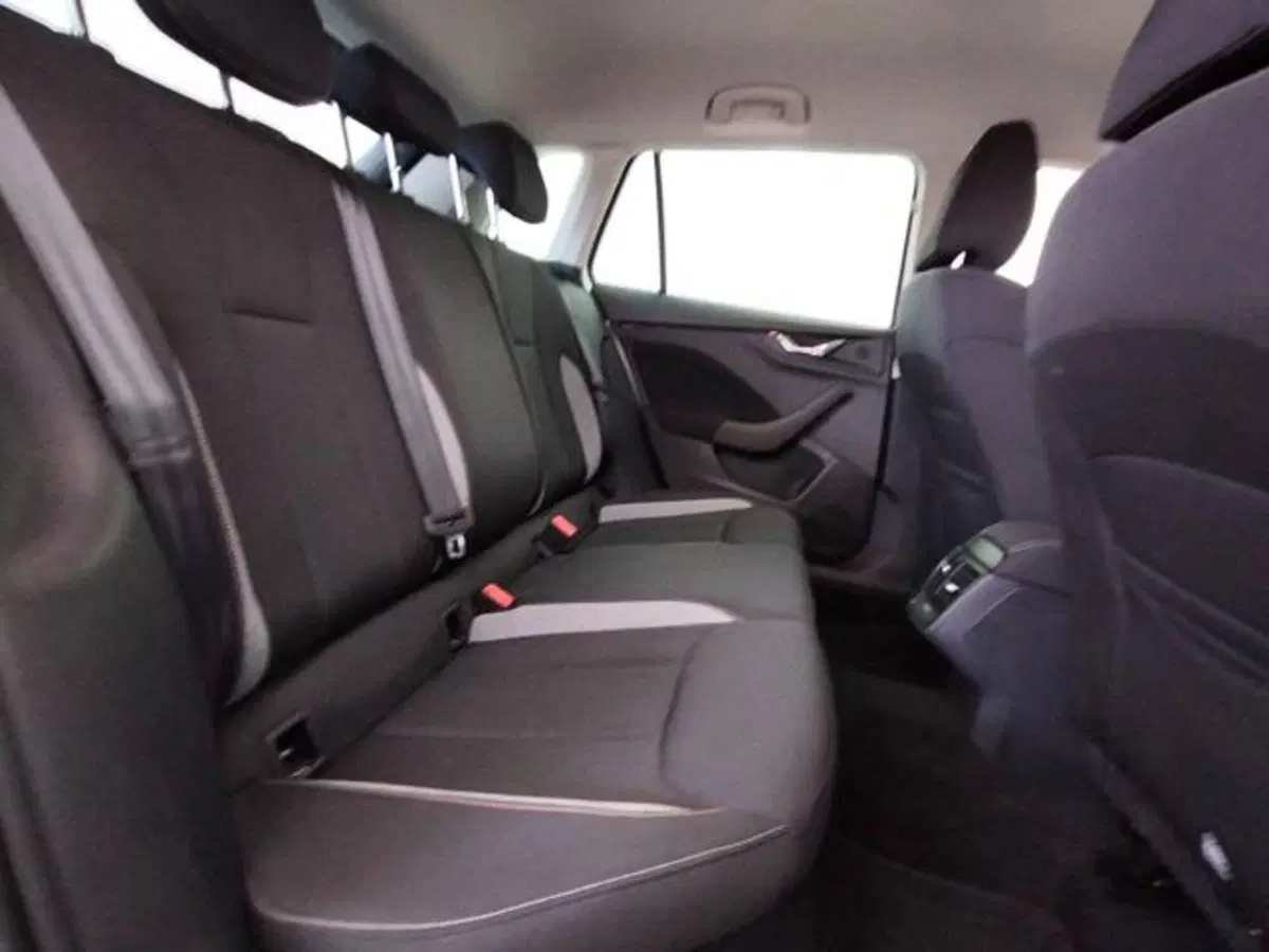 Skoda Kamiq usata a Como (5)