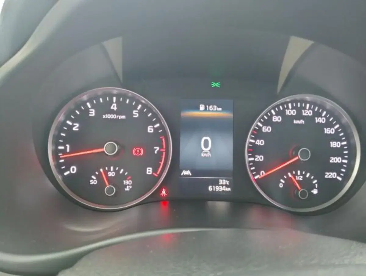 Kia Stonic usata a Como (11)