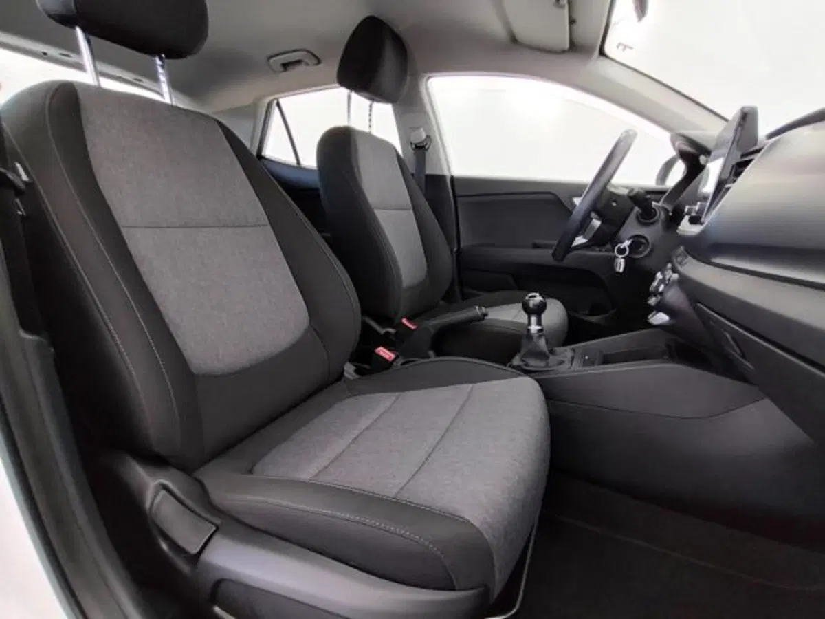 Kia Stonic usata a Como (3)