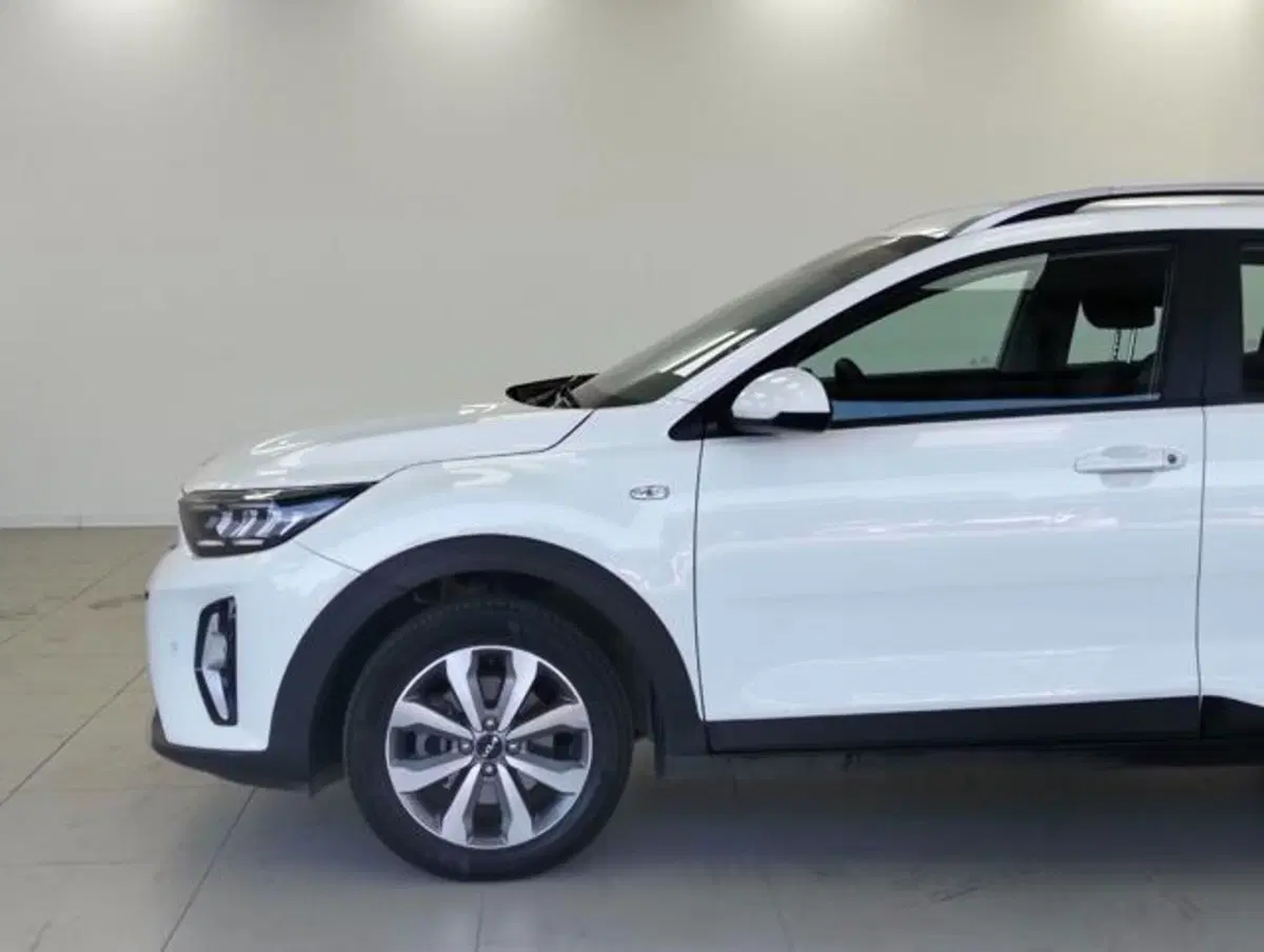 Kia Stonic usata a Como (9)