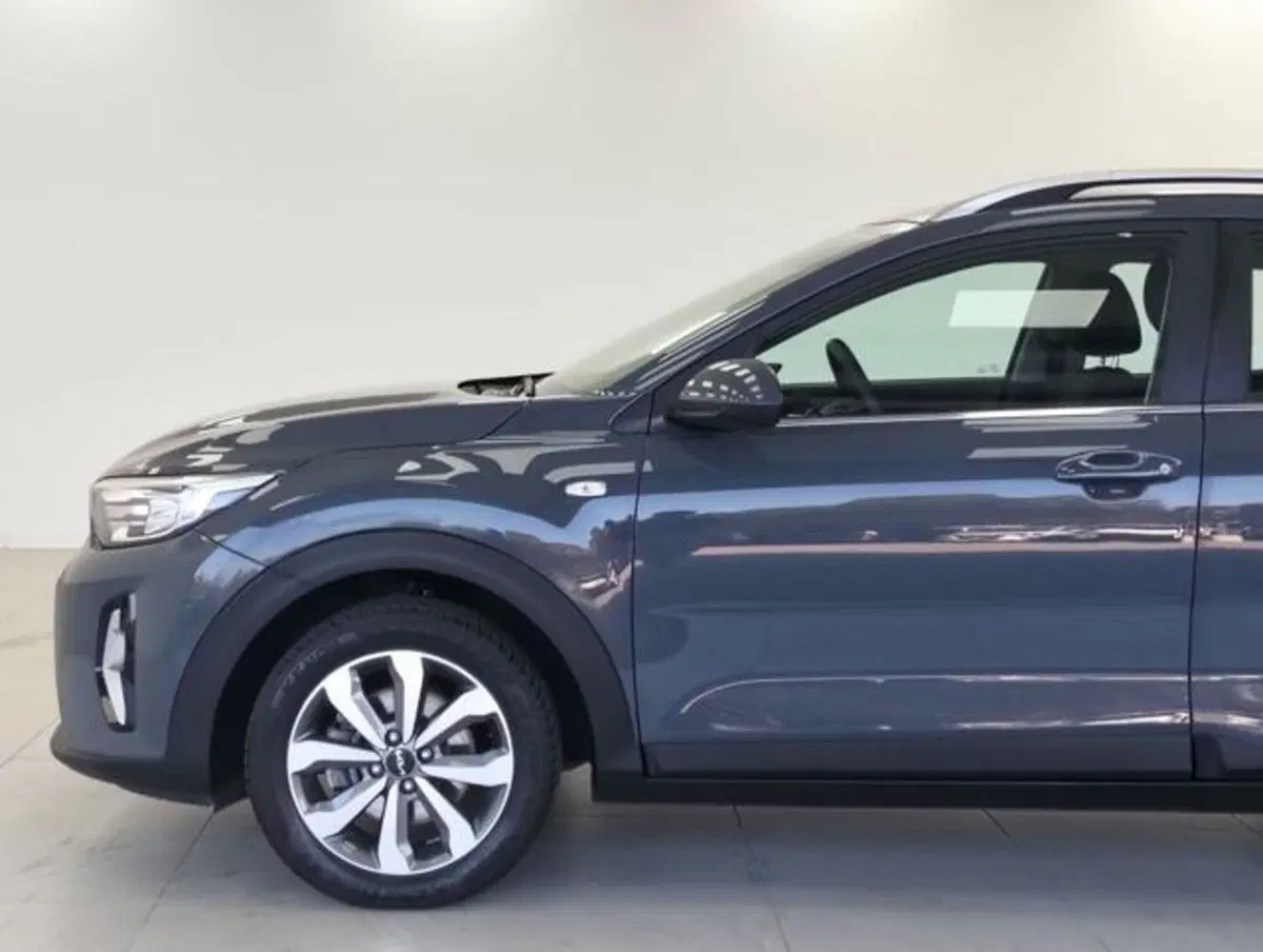 Kia Stonic usata a Como (9)