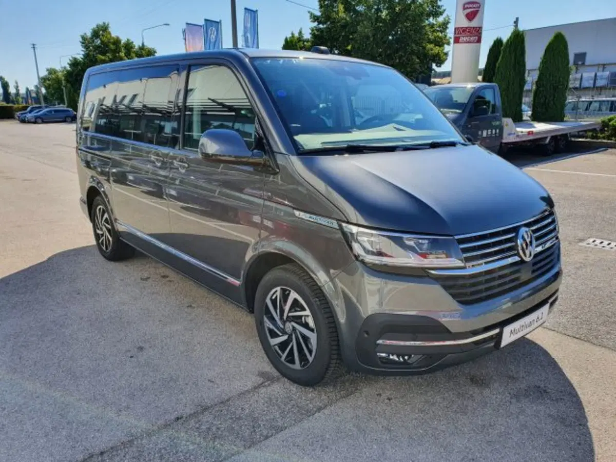 Volkswagen Veicoli Commerciali T6.1 usata a Vicenza (2)