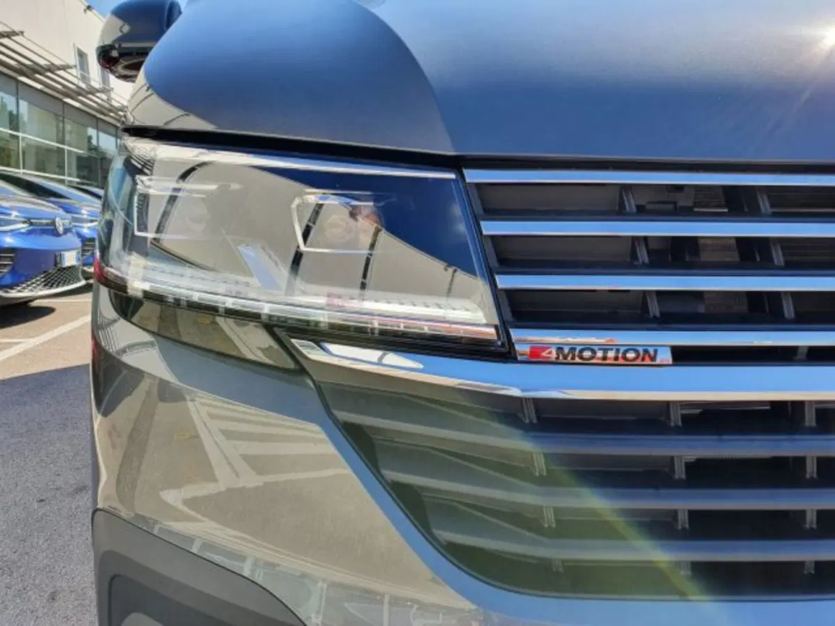 Volkswagen Veicoli Commerciali T6.1 usata a Vicenza (6)